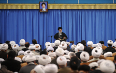 رهبر معظم اسلامی با محکومیت قتل عالم مظلوم شیخ نمر